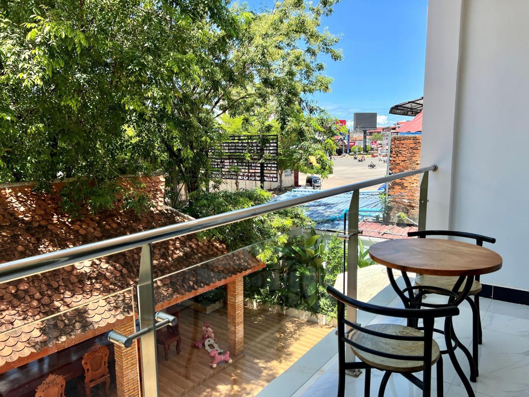 Nyna Villa Guesthouse Kampot Eksteriør bilde